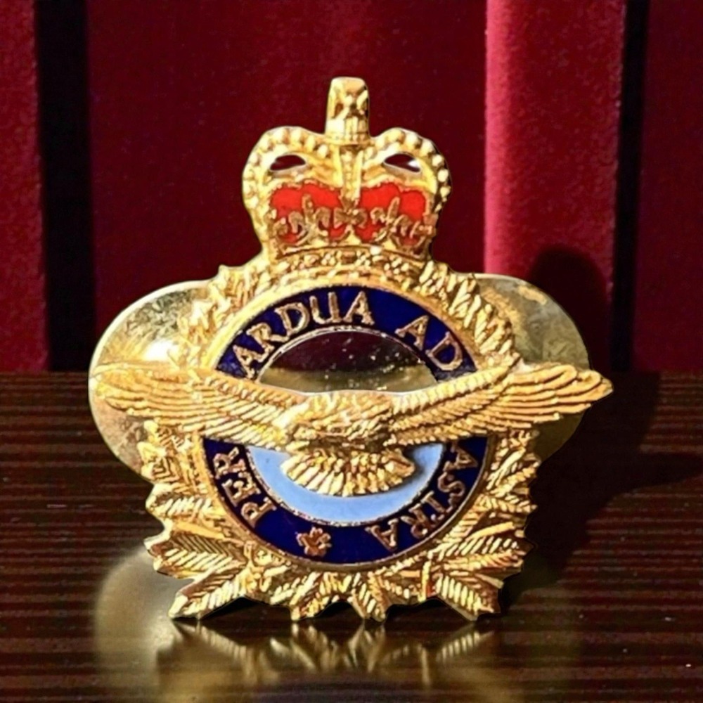 RCAF Badge William Scully Montreal Per Ardua Ad Astra Push-On Pin
